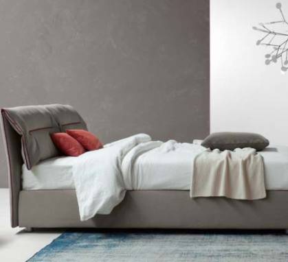 Кровать двуспальная