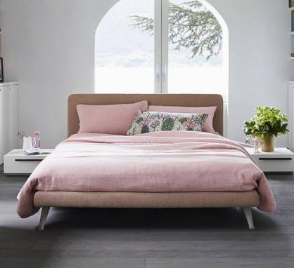 Кровать двуспальная