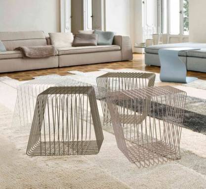 Приставной столик