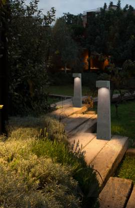 Светильник уличный напольный (Уличный фонарь) Leds-C4 Outdoor Simenti - 55-9971-dc-cl