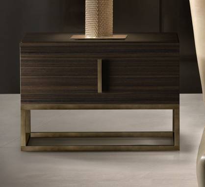 Тумба прикроватная