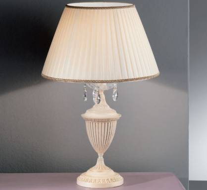 Светильник  настольный (Настольная лампа)