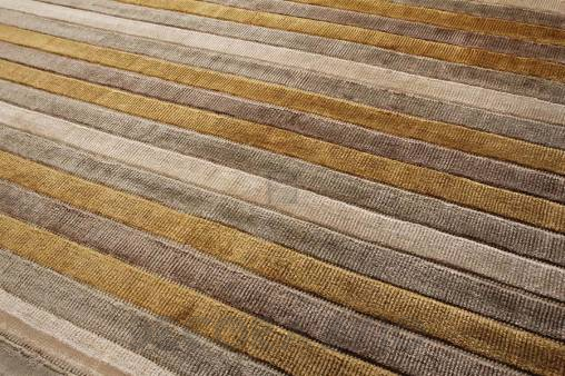 Ковер Bougainville Chromatic - Stripes gold