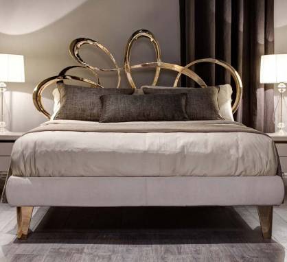 Кровать двуспальная