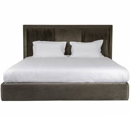 Кровать двуспальная