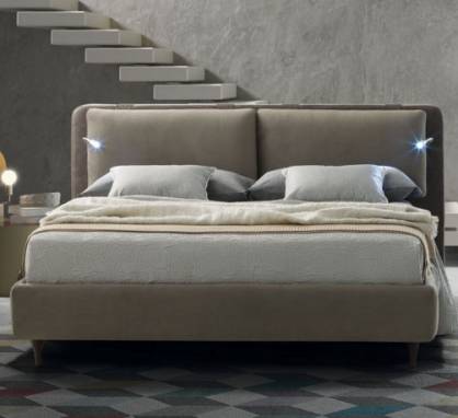 Кровать двуспальная