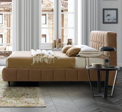 Кровать двуспальная