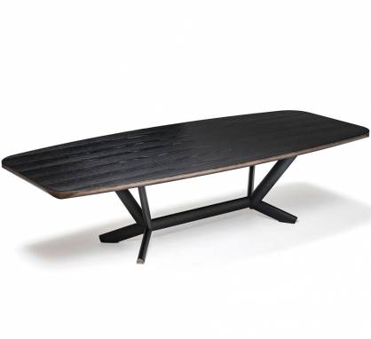 Обеденный стол