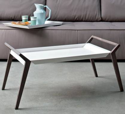 Приставной столик