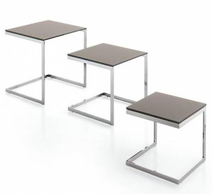 Приставной столик