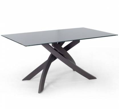 Обеденный стол