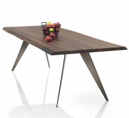 Обеденный стол