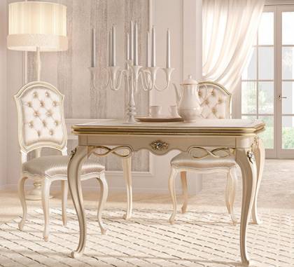 Обеденный стол