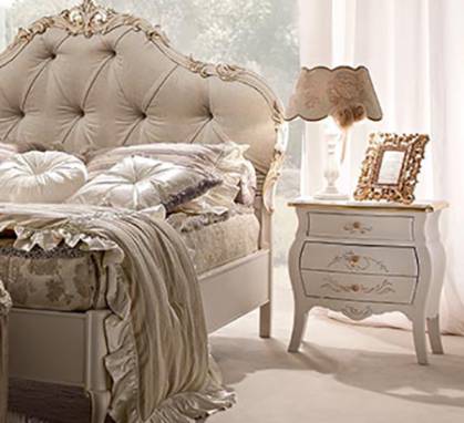 Тумба прикроватная