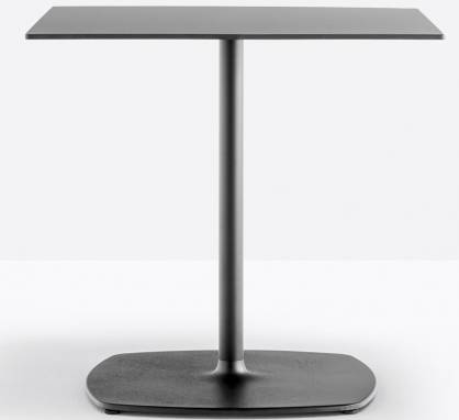 Обеденный стол