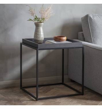 Приставной столик