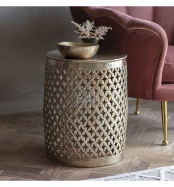 Приставной столик