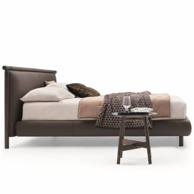 Кровать двуспальная