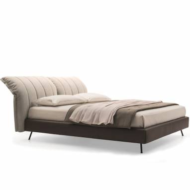 Кровать двуспальная